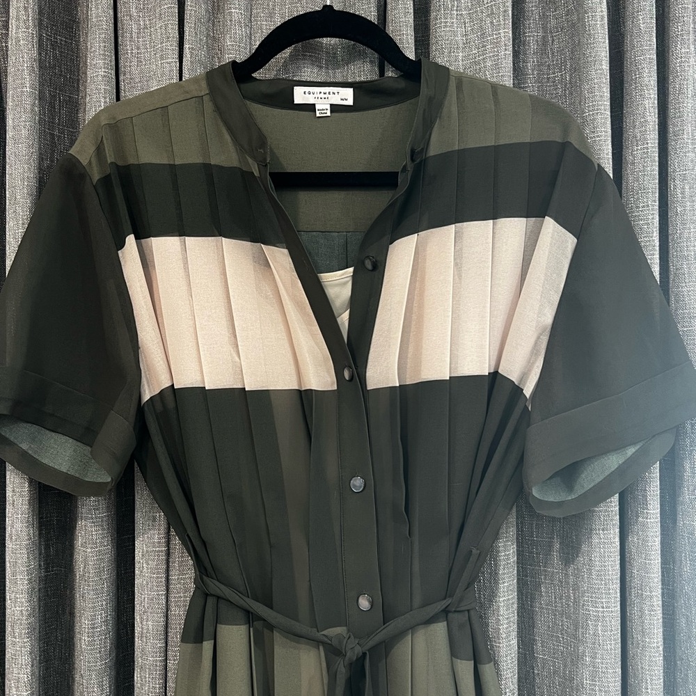Equipment size M Green and Cream pleated sheer Midi Dress - Picture 2 of 3